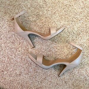 Women’s Heels